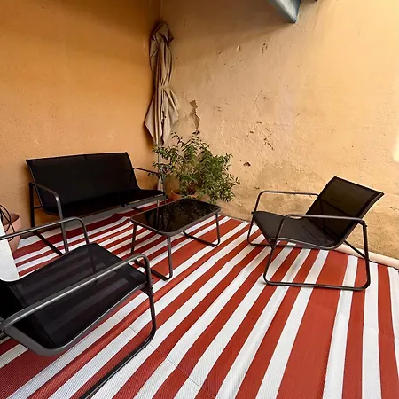 Charmante Maison A St Hilaire *